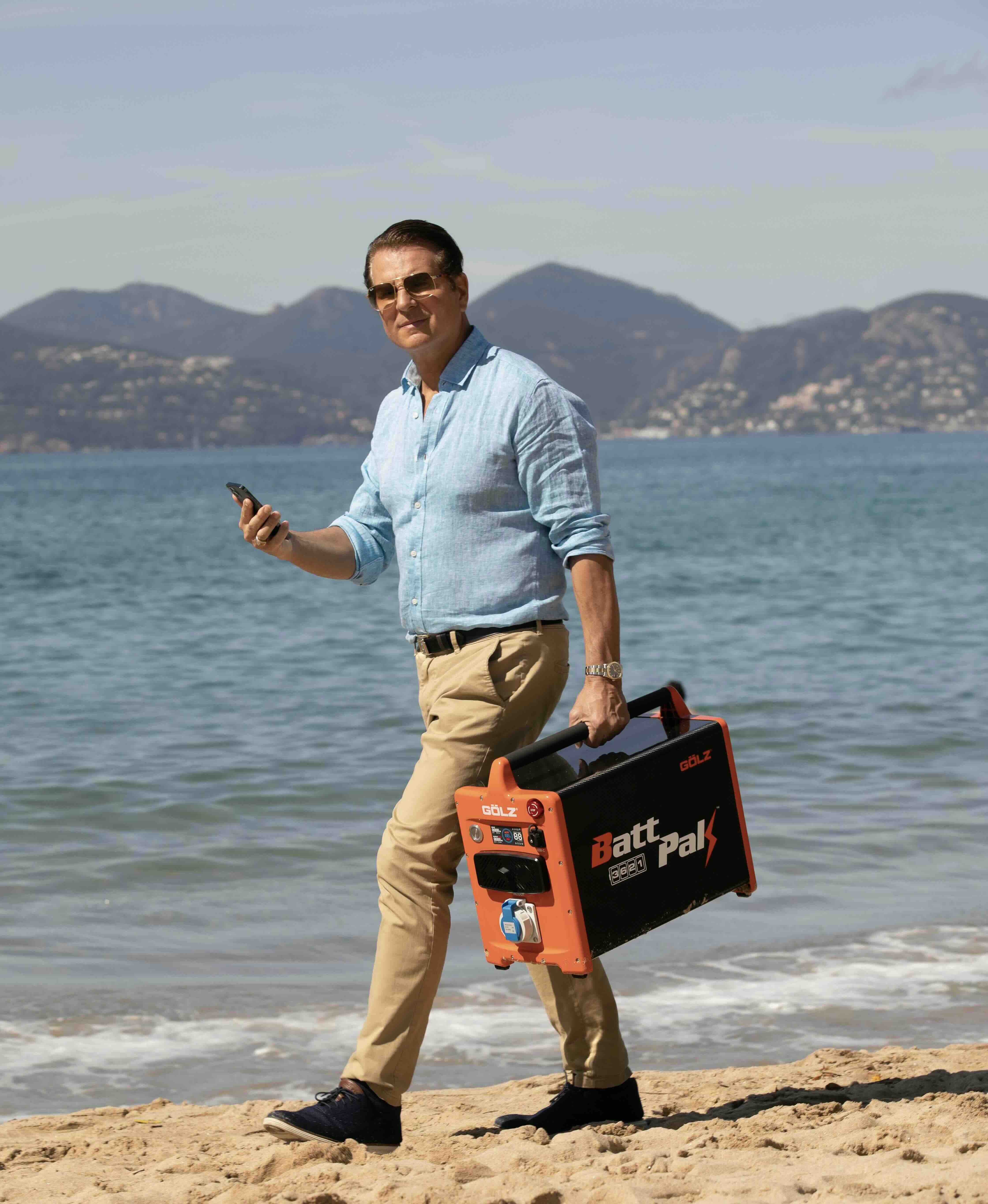 1749041673238579.jpeg golz_battpak.jpeg